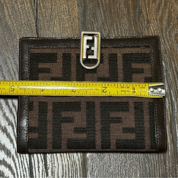 Fendi
Vintage Zucca FF Logo Compact Wallet - Picture 9 of 15